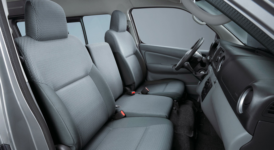 Urvan Spacious cockpit